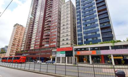 Apartamento no Centro com 1 quarto de 45m² - Edifício Astro