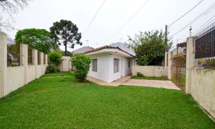Casa Comercial no Jardim das Américas com 9 salas de 164,80m²