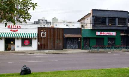 Casa comercial com 1 sala à venda na Rua Martim Afonso, 855, Mercês, Curitiba