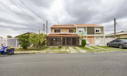 Casa com 3 quartos à venda na Rua Doutor Sátilas do Amaral Camargo, 189, Tingui, Curitiba