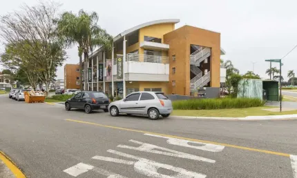 Loja no Alphaville Graciosa em Pinhais de 81m² -  Alpha Mall Graciosa