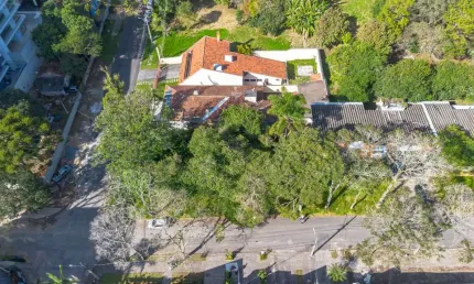 Terreno à venda na Rua Conselheiro Carrão, 1656, Hugo Lange, Curitiba