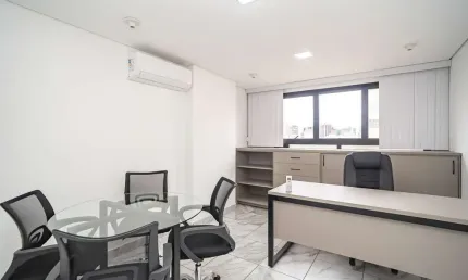 Sala comercial mobiliada para alugar no Centro de 38,25m² - Green Center Office