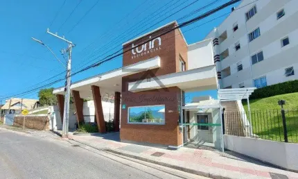 Apartamento a venda no bairro São Sebastião em Palhoça / SC