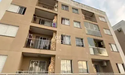 Apartamento a venda no bairro Serraria em São José/SC
