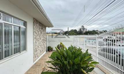 Casa para Venda 04 dormitórios 170m²  em  Barreiros, na cidade de São José / SC