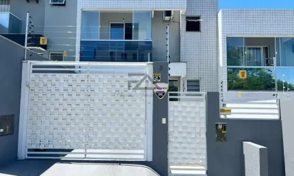 Sobrado para Venda em São José / SC no bairro Serraria