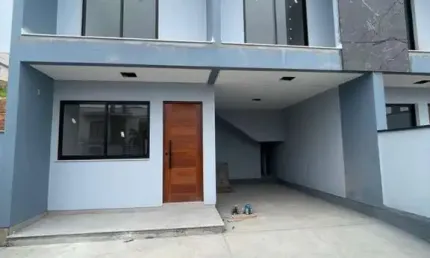 Sobrado para Venda em São José / SC no bairro Potecas