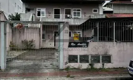 Apartamento 02 dormitórios a venda no bairro serraria em são josésc