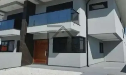Sobrado para Venda em Palhoça, Nova Palhoça, 3 dormitórios, 1 suíte, 1 banheiro, 2 vagas