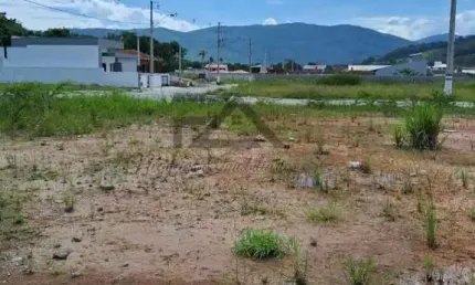 Terreno à venda na Rua Francisco Ignácio do Nascimento, 8, Forquilhas, São José