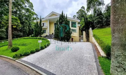 Casa em Barueri à Venda | Condomínio Tamboré - Oportunidade