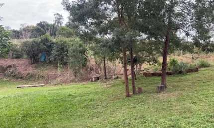 [118447 ]  - CHÁCARA EM ARARICÁ COM CASA , 5360M²,  GALPÃO, AÇUDE, POMAR, ROÇA E FIBRA ÓTICA
