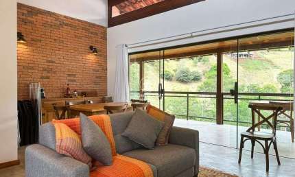 Casa em condomínio, 2 quartos, 130m2, à venda por R$548.000 - Teresópolis