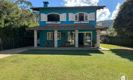 Casa com 5 quartos, 262 m², à venda por R$ 950.000- Albuquerque - Teresópolis/RJ