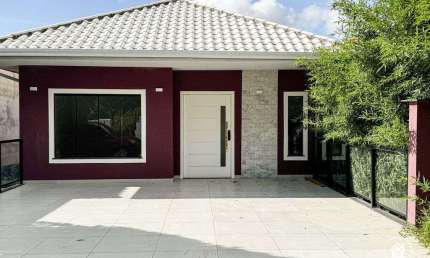 Casa com 3 quartos, 150m2 à venda por R$950.000,00 - Albuquerque, Teresópolis