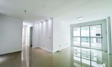 Apartamento com 3 quartos, 109m2 à venda por R$840.000,00 - Tijuca, Teresópolis