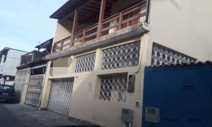 Casa dúplex 3 quartos próximo ao West shopping; Casa na estrada do campinho com 3 quartos