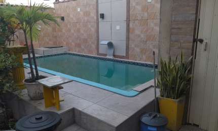 Casa com 3 quartos próxima ao centro de Campo Grande Rj