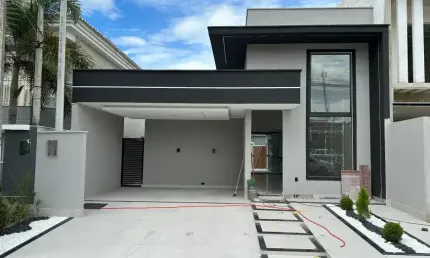 Casa linear com 3 quartos em condomínio; Casa linear com piscina no Rio da prata