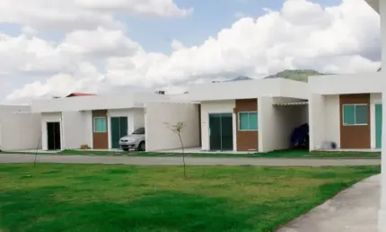 Casa linear com 3 quartos em condomínio; Casa com 3 quartos em condomínio próximo ao West shopping