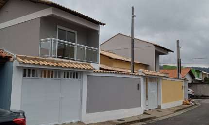 Casa com 2 quartos em condomínio próxima ao Park shopping; Casa com 2 quartos em condomínio