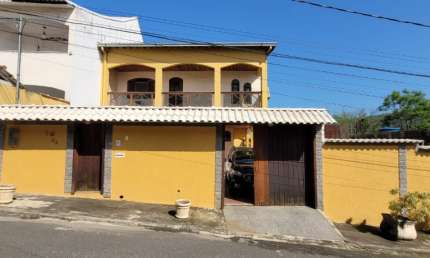 Casa com 4 quartos na estrada do magarça; Casa em condomínio no magarça