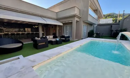 Casa na estrada do medanha com 4 quartos em condomínio; Casa em condomínio na estrada do medanha