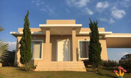 Chácara / sítio com 3 quartos à venda no Centro, Pinhalzinho , 300 m2 por R$ 700.000