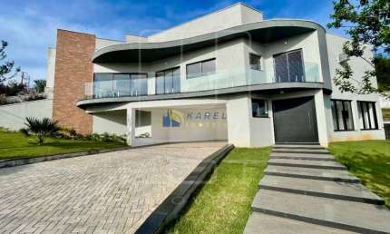 Casa em condomínio fechado com 3 quartos para alugar no Condomínio Vale das Águas, Bragança Paulista , 240 m2 por R$ 9.000