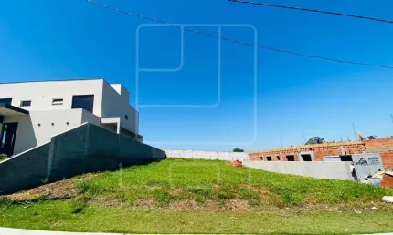 Terreno à venda no Curitibanos, Bragança Paulista  por R$ 320.000
