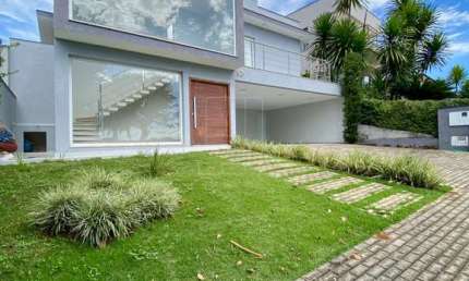 Casa em condomínio fechado com 4 quartos à venda no Condomínio Residencial e Comercial Fazenda Santa Petronilla, Bragança Paulista , 302 m2 por R$ 2.100.000