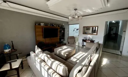 Casa com 3 quartos à venda no Jardim Europa, Bragança Paulista , 200 m2 por R$ 780.000