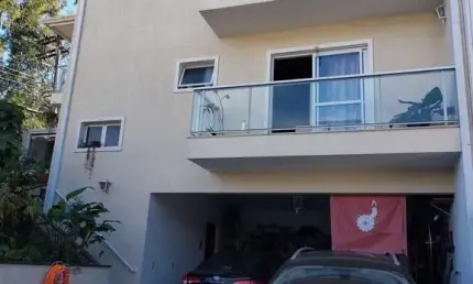 Casa com 3 quartos à venda na Rua São José, Parque Monte Alegre, Taboão da Serra, 187 m2 por R$ 1.199.000