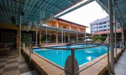 Casa residencial com 5 dormitórios à venda em Piedade
