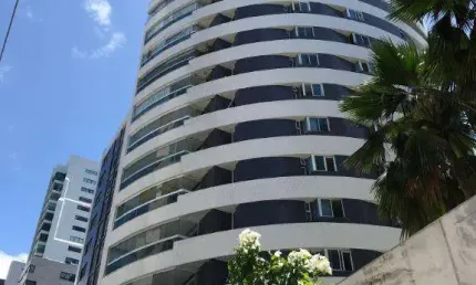 Apartamento de alto padrão à venda em Boa Viagem com 4 quartos e 214m²