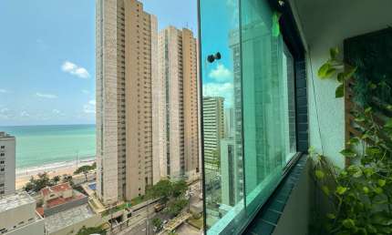 Apartamento à Venda em Boa Viagem no Edf. Navegador Pinzon