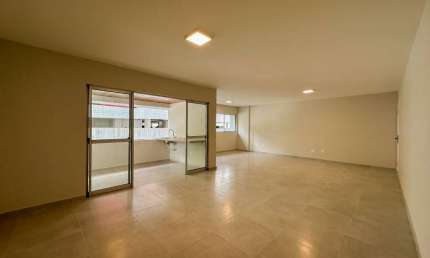 Apartamento à Venda em Boa Viagem no Edf. Praia de Jeribá