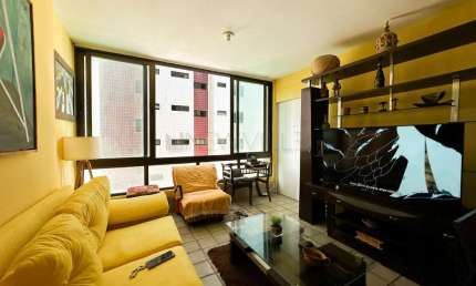 Apartamento para alugar em Boa Viagem com 2 quartos 140m²