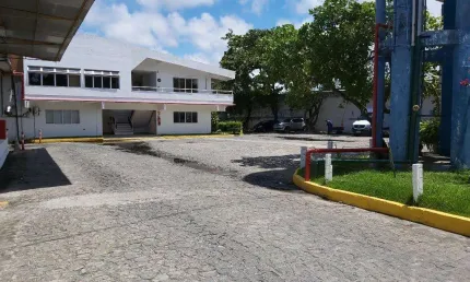 Sala comercial para alugar na Rua Francisco Silveira, 131, Afogados, Recife
