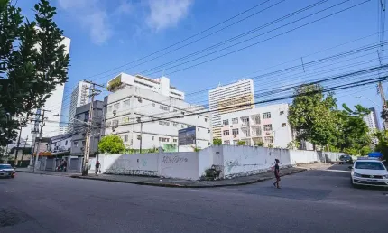 Ponto comercial para alugar na Rua Barão de Souza Leão, 577, Boa Viagem, Recife