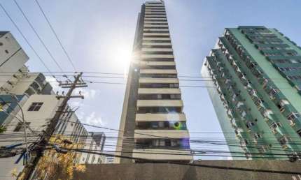 Apartamento para locação em Boa Viagem com 5 quartos e varanda com vista para o mar