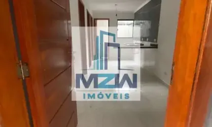 Apartamento à venda, com 2 dormitórios, 1 banheiro, 1 vaga de carro solta e coberta, sala com sacad