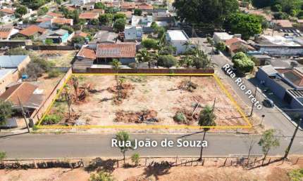 Terreno à venda na Rua Rio Preto, Pioneiros, Campo Grande