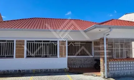 Imóvel para Locação- Ideal para Uso Residencial ou Comercial