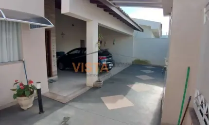 Casa com 3 quartos à venda na Rua Vereador João Olívio Garbossa, Terras de São José, São João da Boa Vista