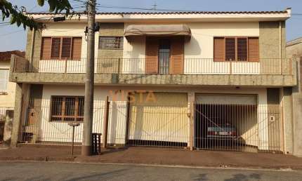 Casa com 3 quartos à venda na Rua Júlio Jorge da Rosa, São Lázaro, São João da Boa Vista