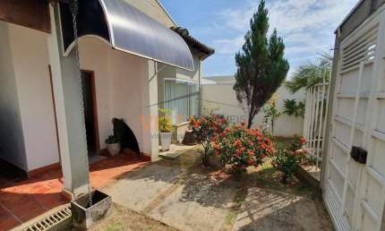Casa em Terras de São José  -  São João da Boa Vista