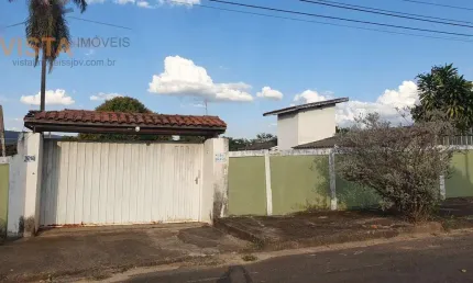 Barracão em solário da mantiqueira - são joão da boa vista