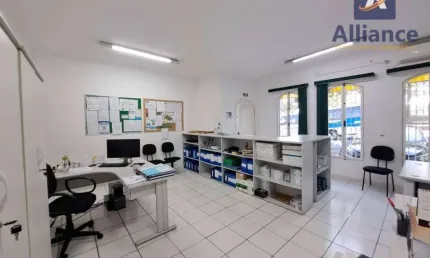 Casa, 200 m² - venda por R$ 1.500.000,00 ou aluguel por R$ 6.000,00/mês - Santo Antônio - Louveira/SP